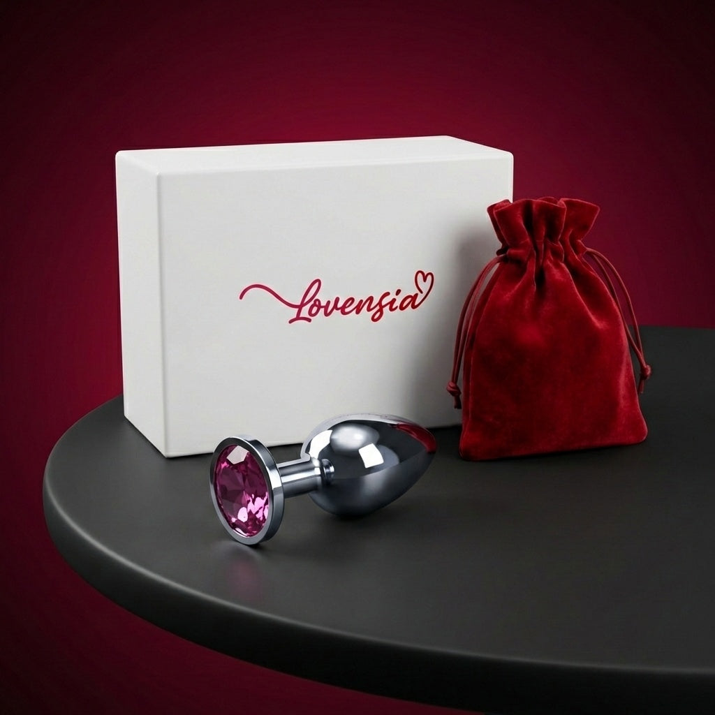 Plug anal bijou Lovensia taille S en aluminium poli avec cristal, compatible thermo-play pour sensations chaud ou froid.